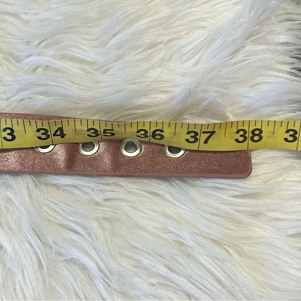 Velvet belt